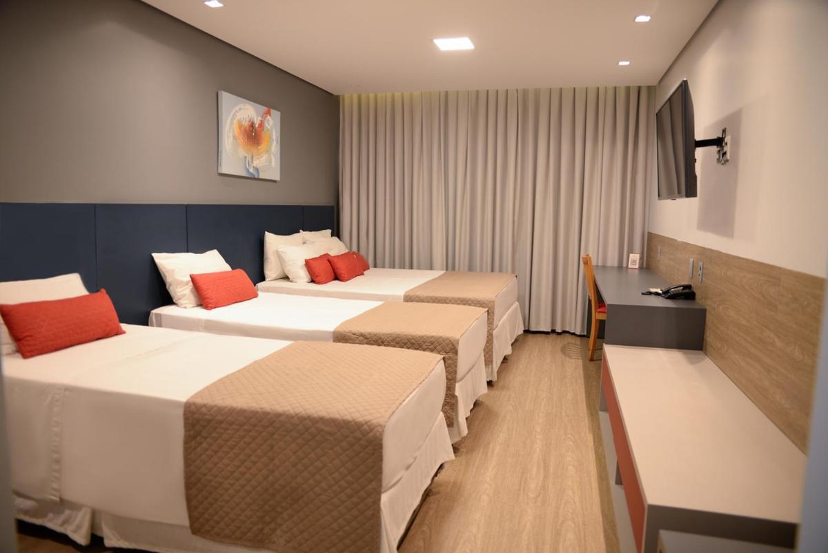 Carlton Plaza Hotel Уберландія Екстер'єр фото