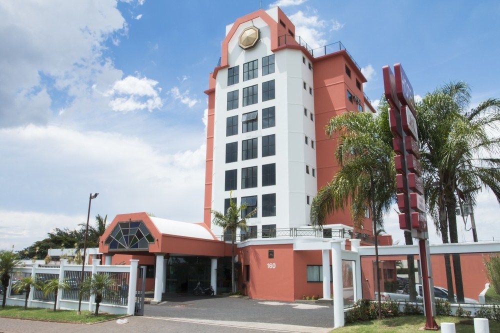 Carlton Plaza Hotel Уберландія Екстер'єр фото