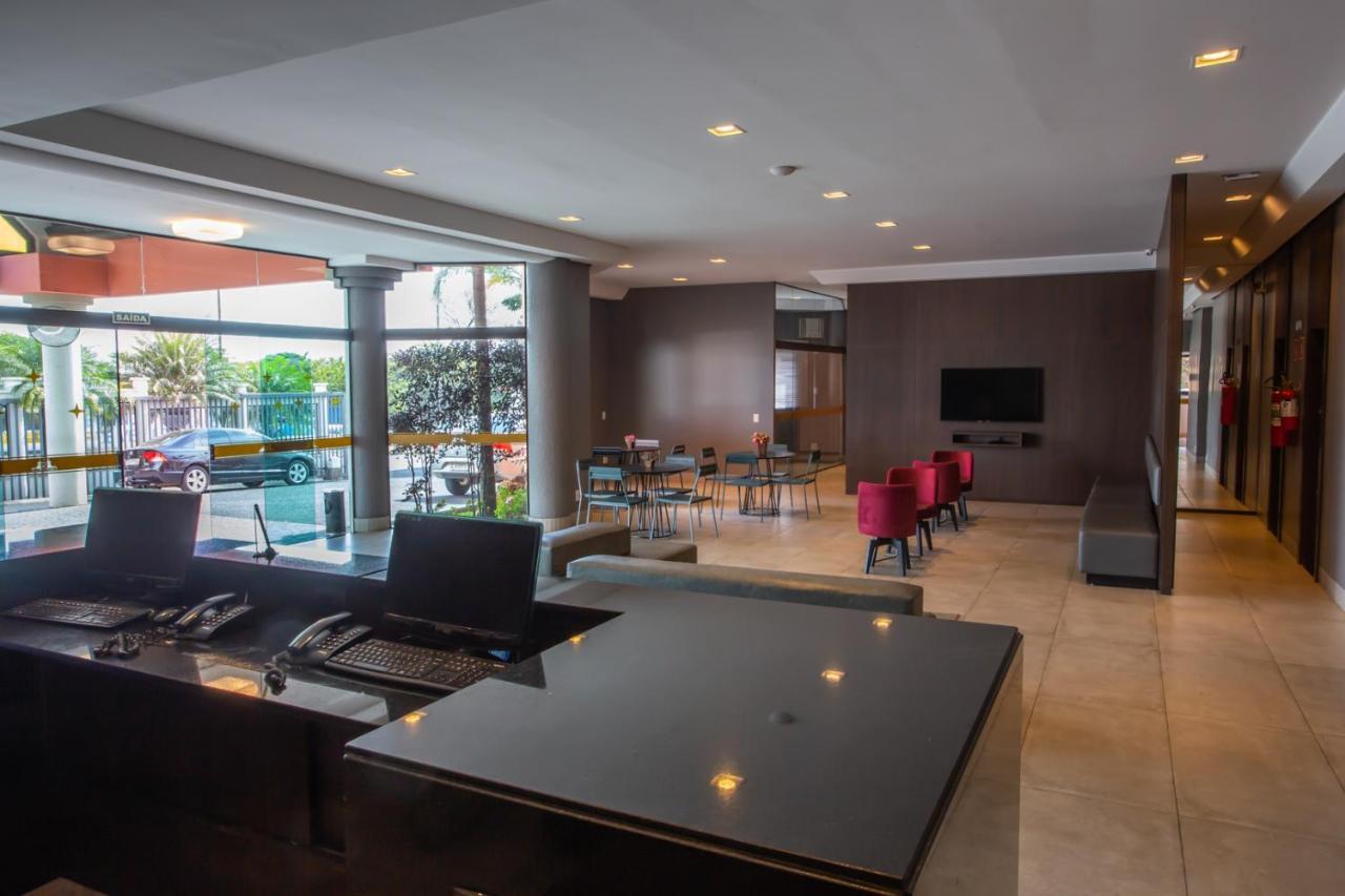 Carlton Plaza Hotel Уберландія Екстер'єр фото